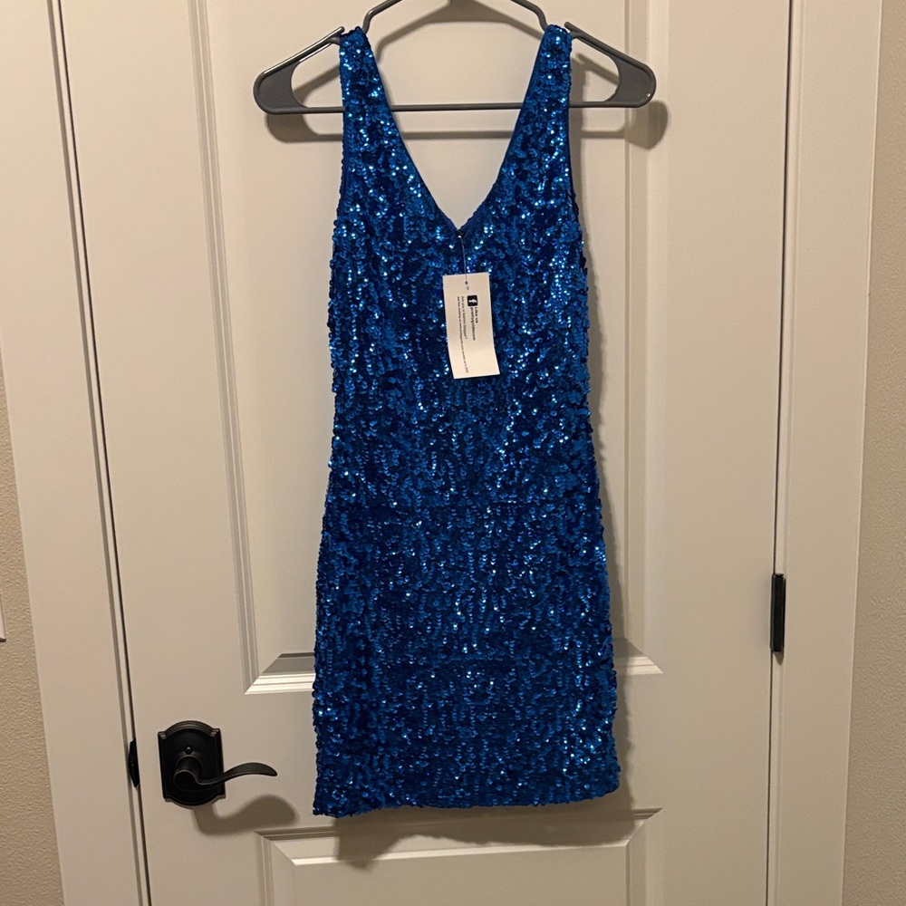 Elegant Blue Sequin Mini Dress